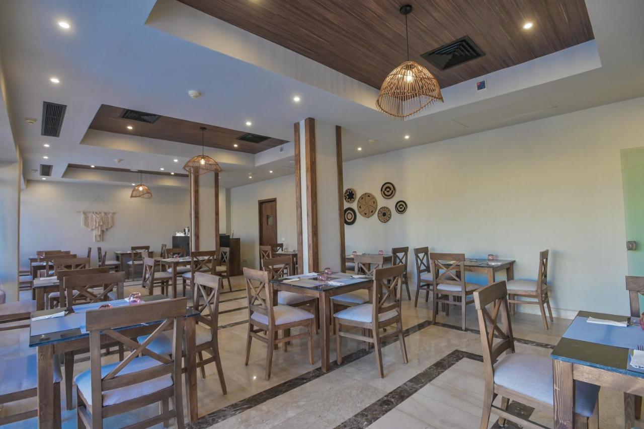 The Bay Hotel Hurghada Marina Exterior photo